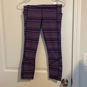 Lululemon 7/8 leggings purple navy stripe pockets